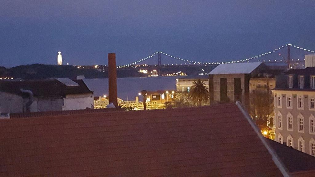 A Terrace On A Topfloor With A View Lisboa Eksteriør bilde